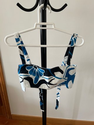 Conjunto Zara invitada estampado floral