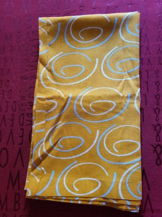 Juego sábanas estampado amarillo