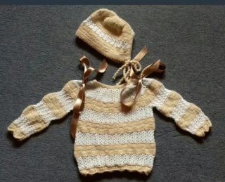 Conjunto jersey y gorro bebe tejido a mano