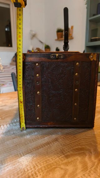 Caja Decorativa Madera y Cuero