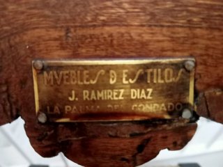 2 Sillas Antiguas Madera Talladas a Mano