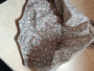 Falda con braguita y tirantes floral