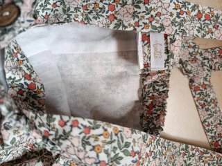 Falda con braguita y tirantes floral