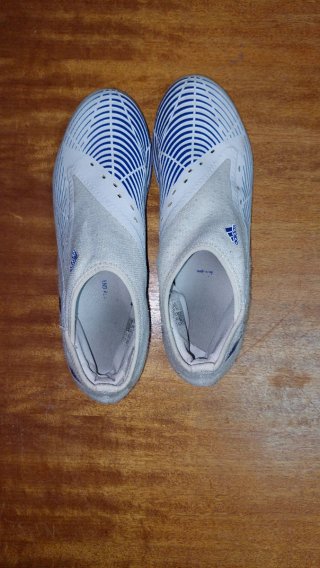 Zapatillas Adidas Blancas y Azules GAMA MEDIA