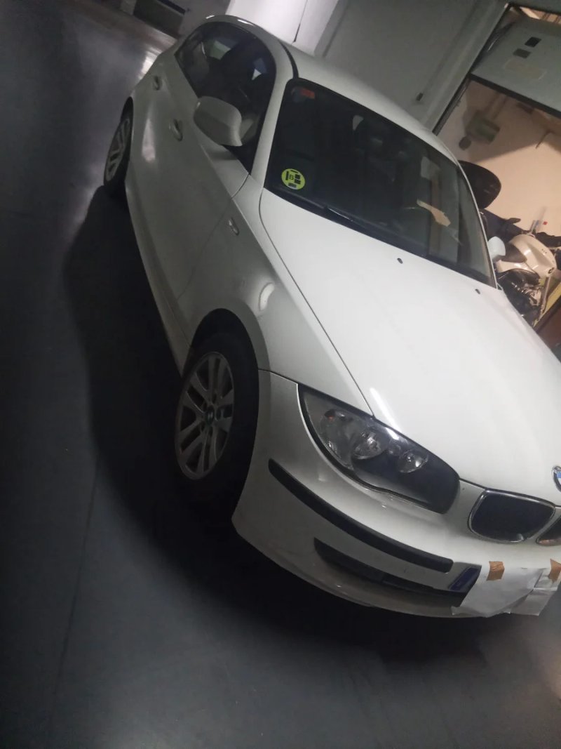 BMW Serie 1 2010 - foto 1