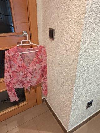 Camisa transparente floral rosa