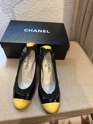 Chanel Bailarinas Negras y Amarillas