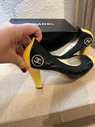 Chanel Bailarinas Negras y Amarillas