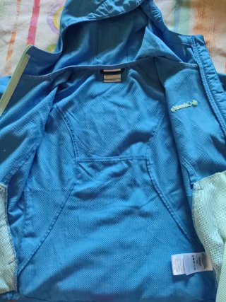 Cortavientos Columbia Niños Talla M 10-12 años