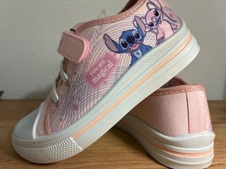 Zapatillas niña Disney Stitch rosas