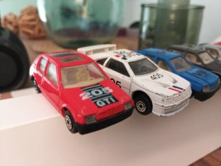Lote 12 miniaturas MC Toy