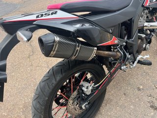 DSR 125 Supermotard Negra/Roja