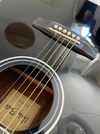 Guitarra Acústica Harley Benton + Funda