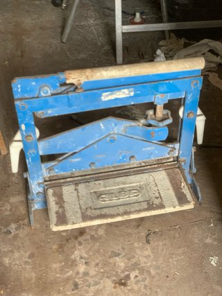 Cortadora de losa azul