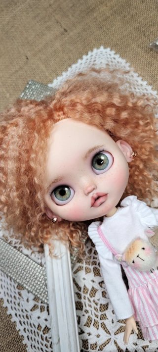 OOAK Blythe Custom Doll by ik_luxurious_dolls
