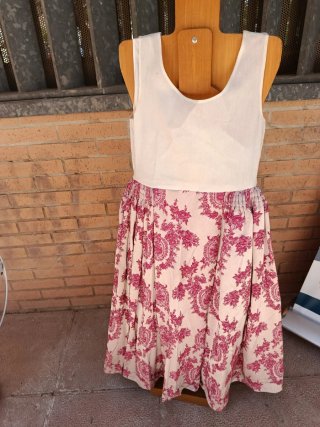 Traje regional Valenciana niña