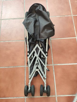 Sillita de paseo Asalvo Baby Negra