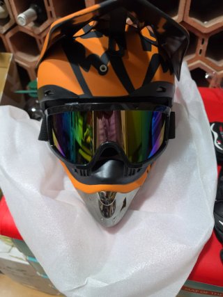 Casco Moto Fox Naranja y Negro