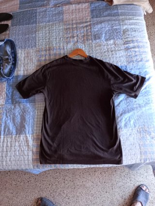 Camiseta se manga corta color marrón de Yourturn.