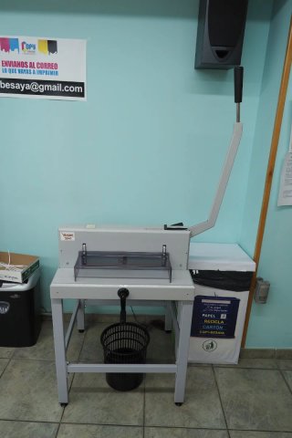 Guillotina Manual Profesional Ideal 3905