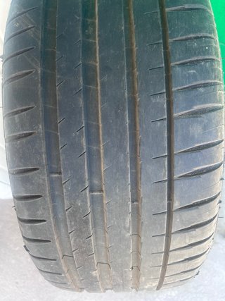 Neumático Michelin 245/40 ZR 18