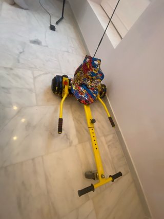 Patinete eléctrico con silla desmontable