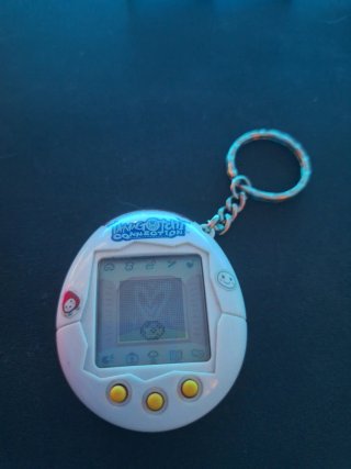 Tamagotchi Connection V2 - 2004