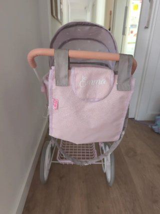 Cochecito de muñecas Emma con capota y bolso