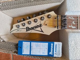 Guitarra eléctrica zurda Ibanez JEMJR Steve Vai