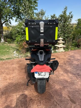 Zontes 368G 2025 | 8.000 km | Baúl