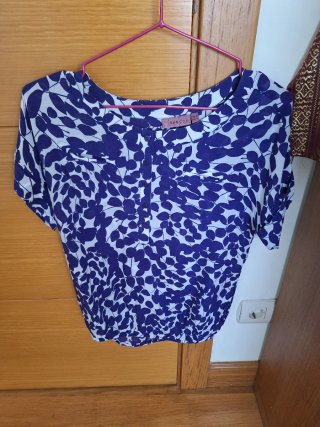 Blusa Trucco azul y blanco
