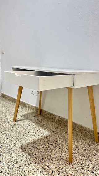 Escritorio Nórdico Blanco y Madera Maciza