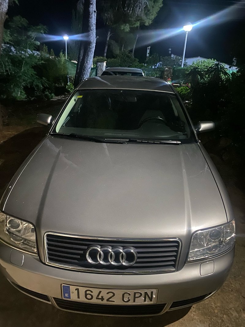 Audi A6 2003 - foto 1