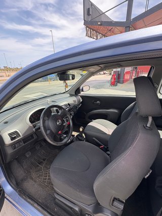Nissan Micra 1.2 - Ideal como primer coche!