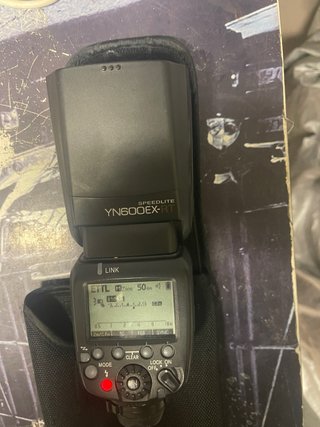 Flash Yongnuo YN600EX-RT para Canon