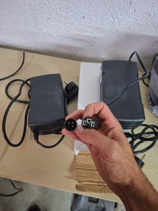 Silla de ruedas eléctrica plegable R500 Ayudas Din