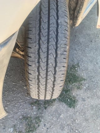 Nissan Vanette 1998