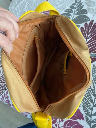 Bolso bandolera marca Mustang. Diseño retro