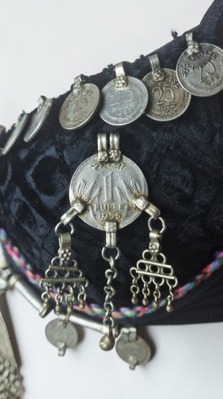 Top danza tribal con monedas banjara
