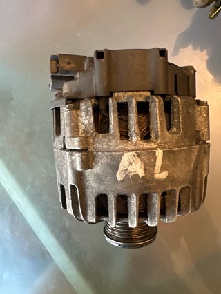 Alternador Valeo 9665617780 CL15