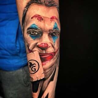 Tatuador Experto en Realismo y Retratos