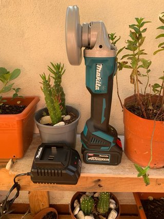 Radial Makita 40V