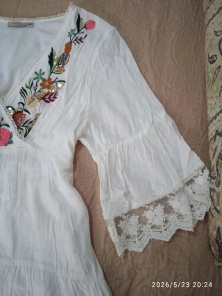 Vestido blanco bordado