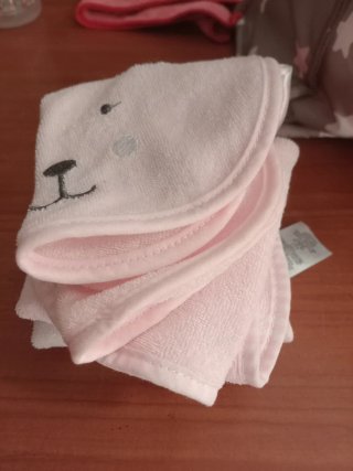 Ropa de bebé reborn con bolso