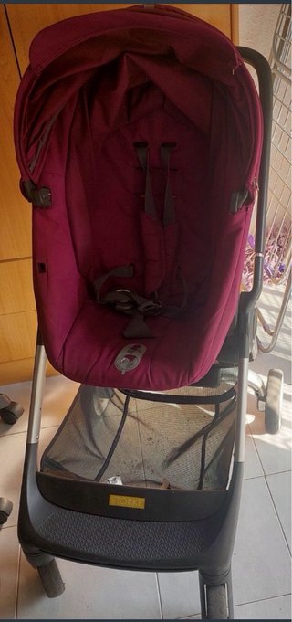 Passeggino Stokke color fucsia