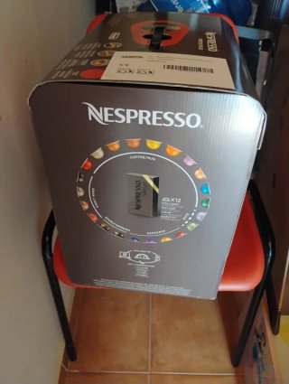 Cafetera Nespresso Vertuo Plus Nueva