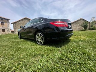 Mercedes-Benz E coupe 2011