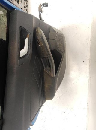 Puerta trasera izquierda ford 2577512 focus 259156