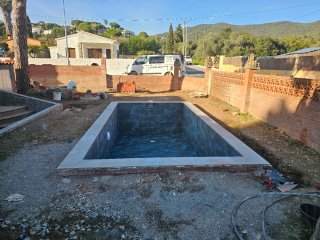 Construcción y rehabilitación de viviendas.