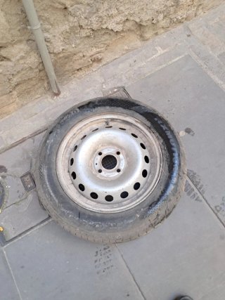 Llanta 195/60 R15